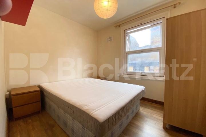 located in the heart of Angel only a 0.2 mile walk to Angel Station White Lion Street, Angel